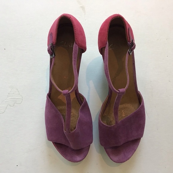 CLARKS Scent Flower(Purple, Blue, Pink) Suede TStrap OpenToe Wedge Sandals US8.5 - Picture 3 of 6